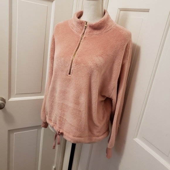 Old Navy pullover pale pink size medium, casual, soft, comfy - Picture 2 of 6